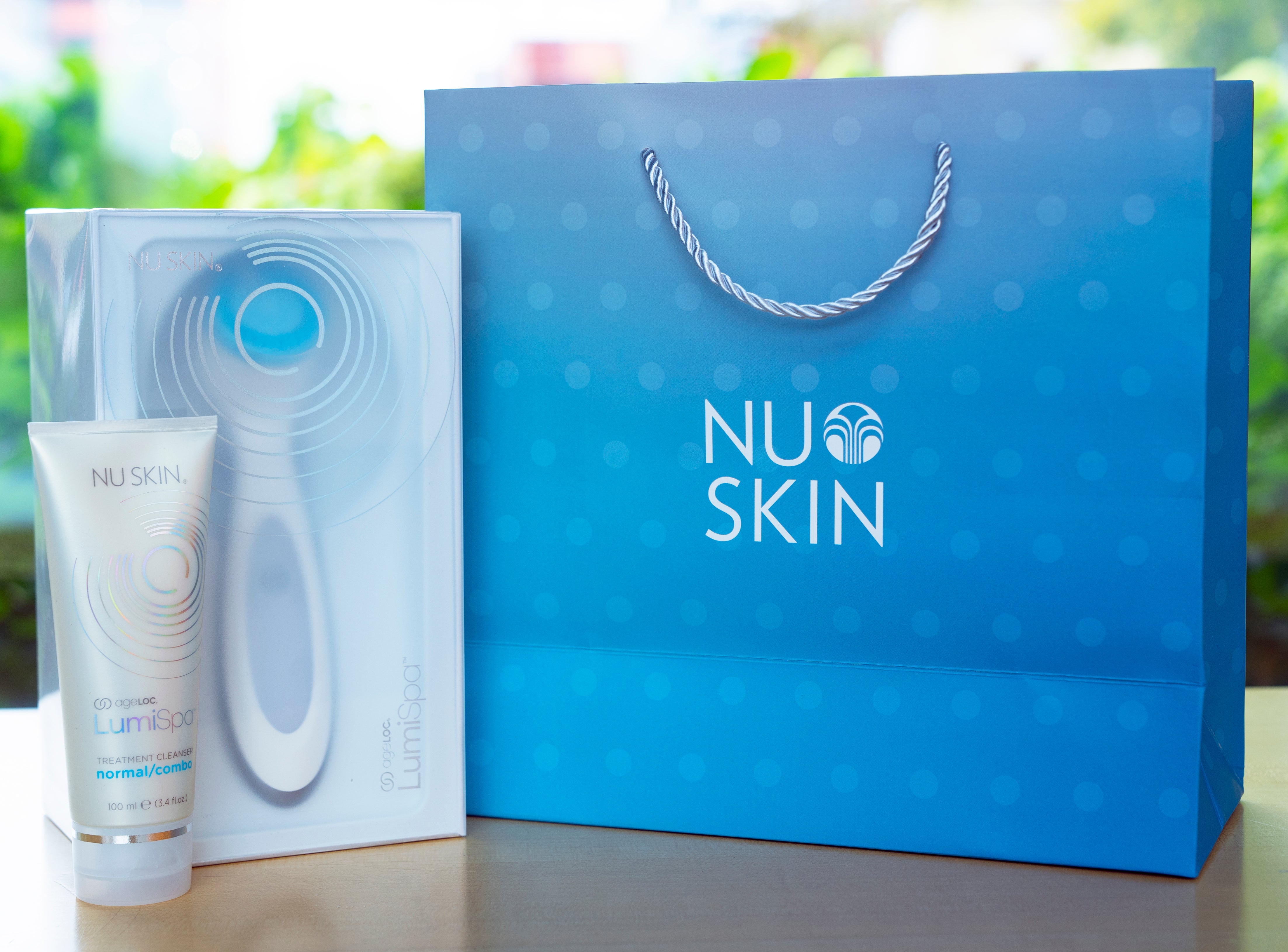 Nu Skin® Blue Gift Bag 5-Pack