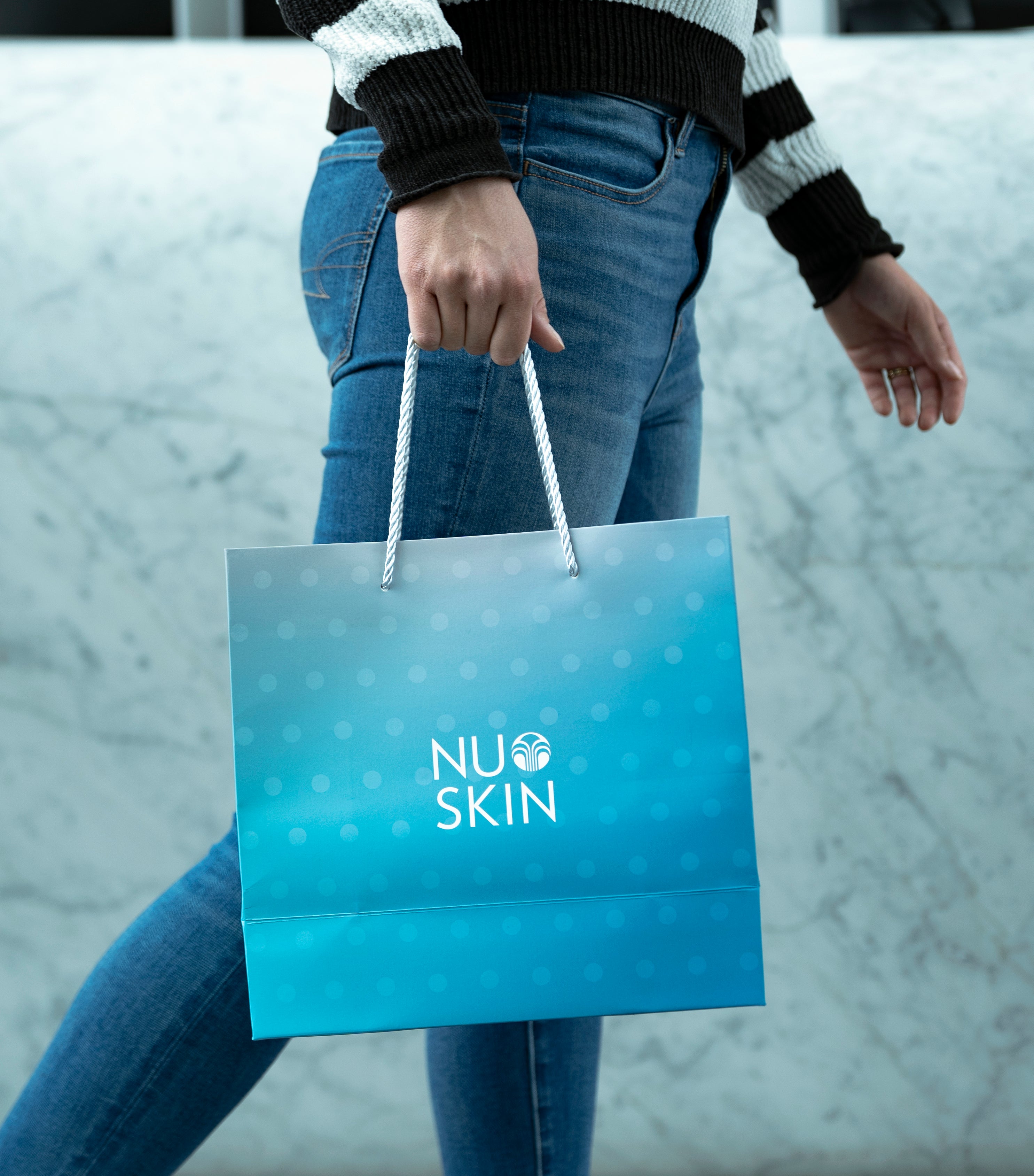 Nu Skin® Blue Gift Bag 5-Pack